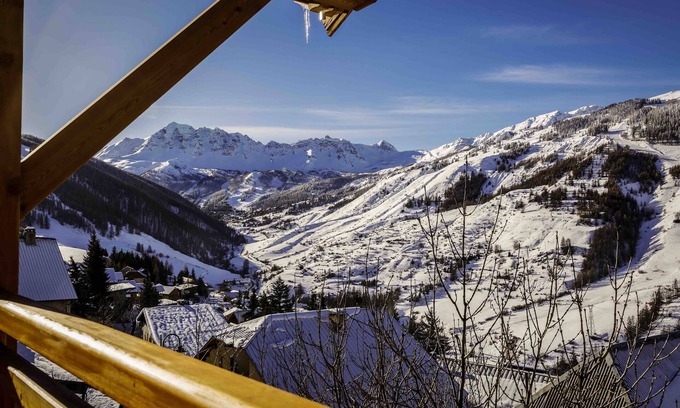 Vars Ski Chalet | La forge, charming chalet in the heart of Sainte Catherine