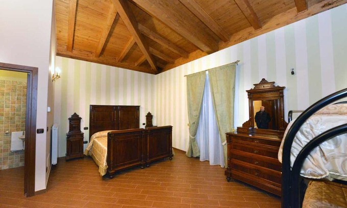 Villanova del Battista House | La Fortezza