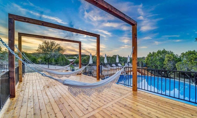 Dripping Springs House | La Fortuna | 11-Acre Retreat + Pool & Tipis