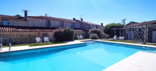 Beaurepaire House | La Frapperie