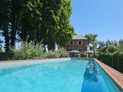 Vernou-sur-Brenne House | La Fuye du Chateau de Jallanges pour 17 personnes