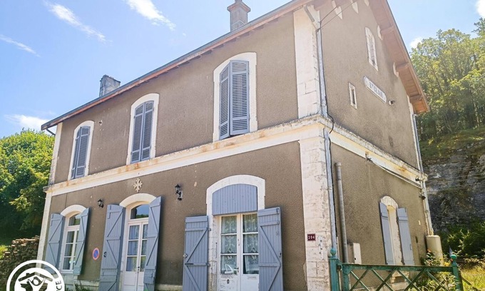 Gourdon House | La Gare Saint Clair - GOURDON