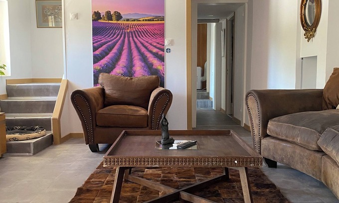 Queyssac House | La Grange en Pierre -chic with private pool