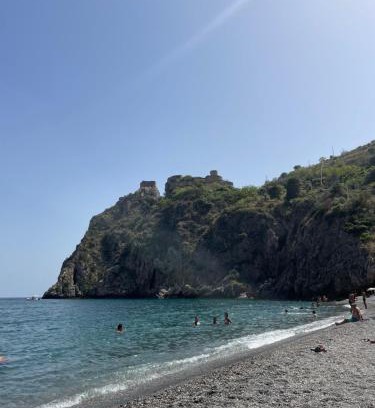 Sant'Alessio Siculo House | La Grotta