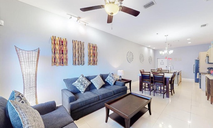 South Padre Island Apartment | La Isla Condominiums #C105