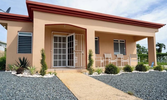 Manati House | La Jibara | Family Home | Vega Baja, PR