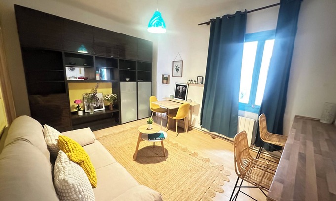 Las Acacias Apartment | La Jungla Madrid