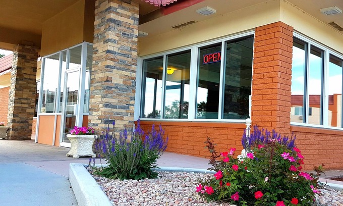 La Junta Hotel | La Junta Inn