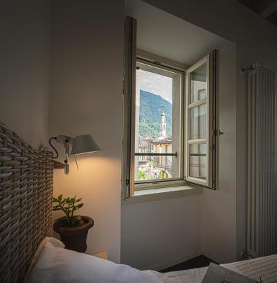 Chiavenna Apartment | La Loggia