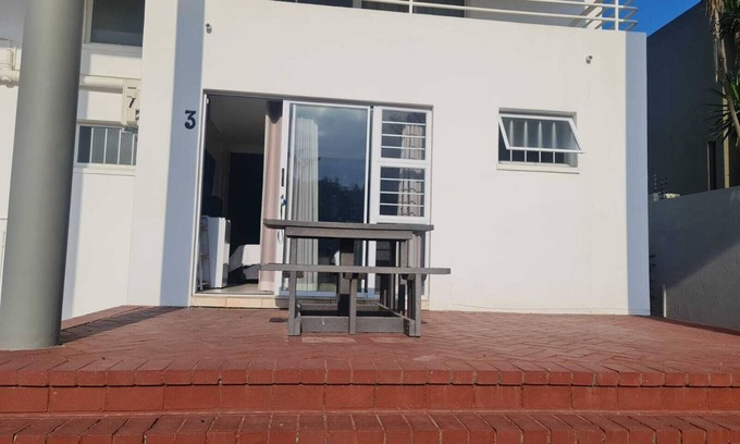 Athlone Villa | La Lucia Beach Villa- Villa 3