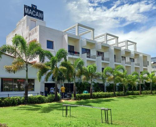 Tajpur Resort | La Macaw Resort