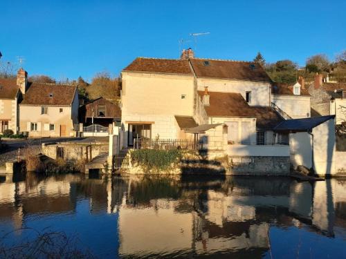 Loches House | La maison au bord de la riviére