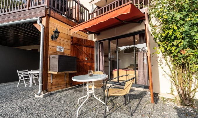 Chemille-sur-Indrois Bed & Breakfast | La Maison au bord du Lac