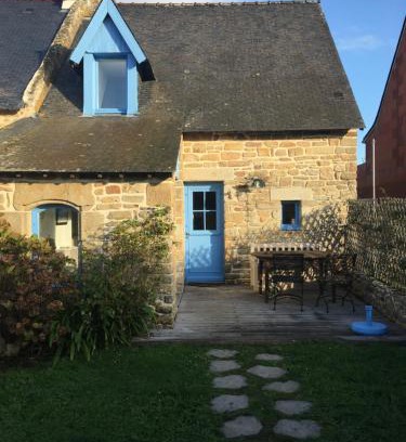 Baden House | La Maison Bleue