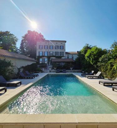 Riberac House | La Maison Chaleureuse