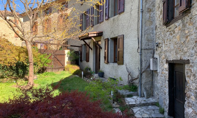 Montels House | La Maison D'aristide - Gîte de Charme, vue sur la Montagne, Ariège