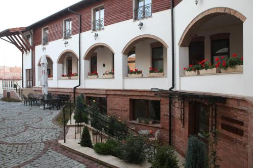 Alba Iulia Hotel | La Maison de Caroline