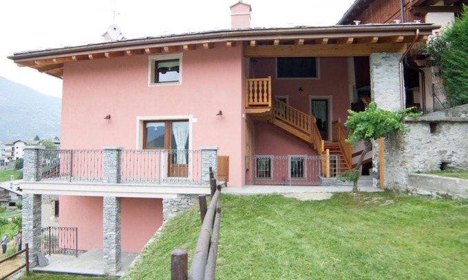 Aymavilles Apartment | La Maison De Deni