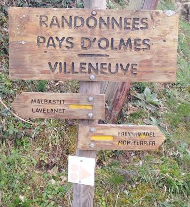 Villeneuve-d'Olmes House | La Maison de Raph