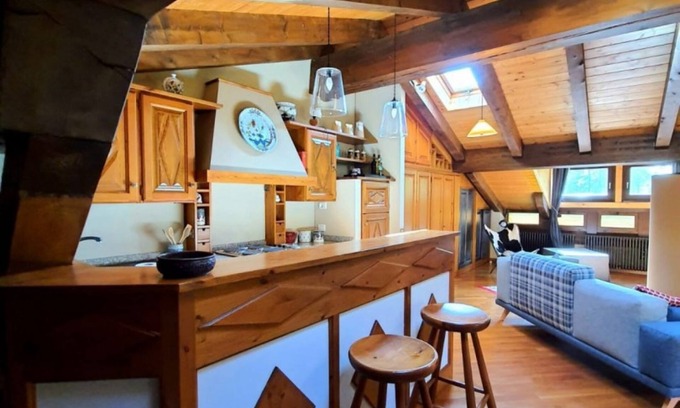 La Thuile Apartment | La Maison des Alpes, Appartamento con Vista e Comodo Agli Impianti