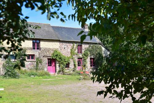 Saint-Malon-sur-Mel House | La Maison des Hirondelles Forêt de Brocéciande