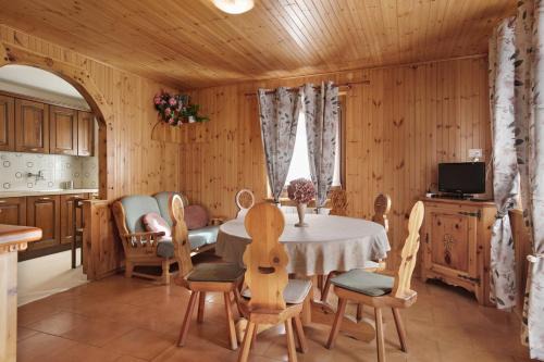 Cogne Apartment | La Maison du Bonheur Lillaz