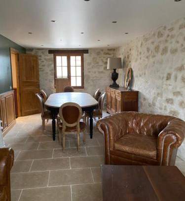 Pontarme Bed & Breakfast | La Maison du Caillou