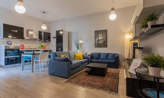 Historic Centre Apartment | La Maison du Vent by Wonderful Italy