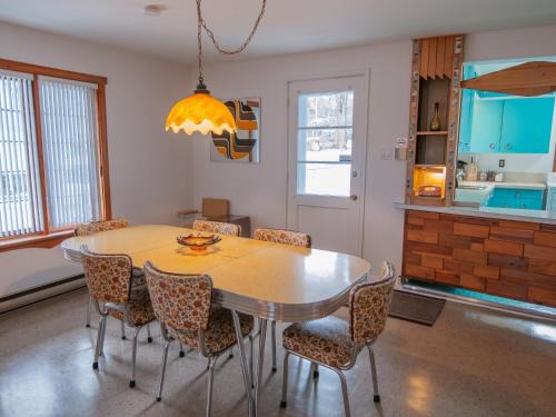 Chicoutimi Apartment | La Maison Gagnon