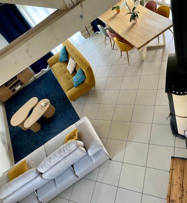 Saint-Amand-sur-Fion House | La Maison Jaune - 7 personnes - au calme