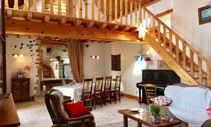 Le Vast House | la maison perchée