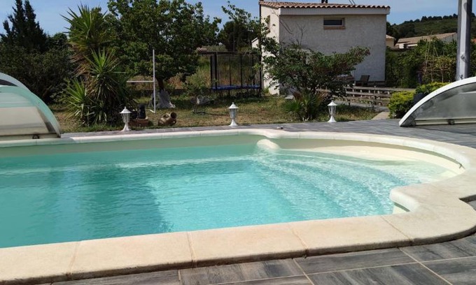 Nevian House | La maisonnette du jardin Narbonne