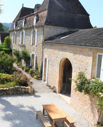 Saint-Cyprien Apartment | La Marcillande