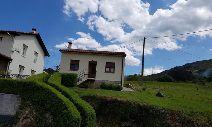 Penamellera Baja House | La Maria Diego