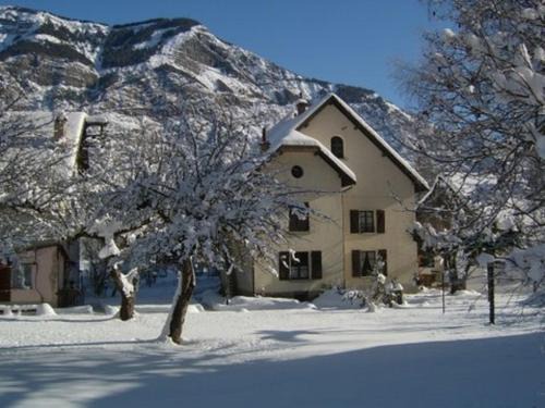 Le Bourg-d'Oisans Bed & Breakfast | La Marmotte De La Meije