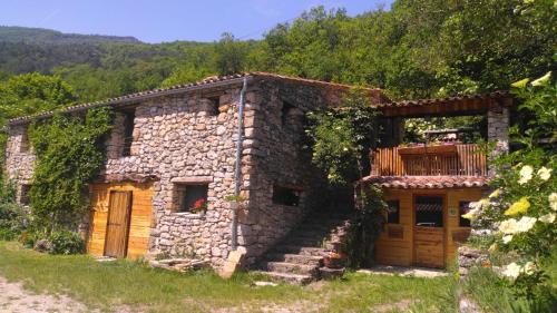 Barreme House | La Miellerie Gîte du bout du monde La Valbonnette