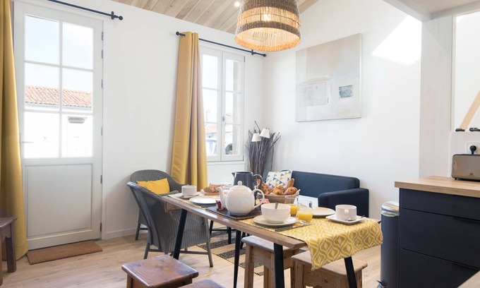 Ile-d'Aix House | La Miniardise - House in the village
