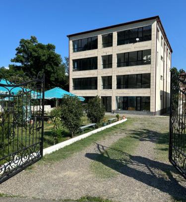 Zeda Gordi Hotel | La Montagna