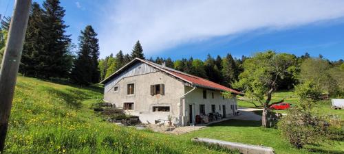 Provence Bed & Breakfast | La Montagne devant