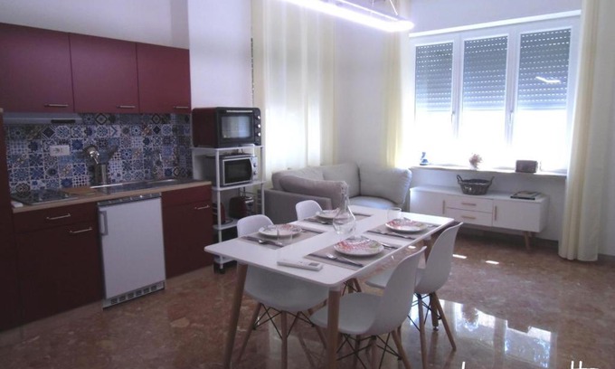 Tiberio Villa | La Mouette di Nico