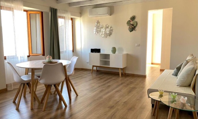 Pella Apartment | La Palma Apartment