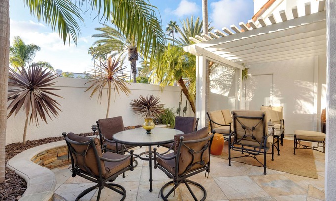 Laguna Niguel House | La Paloma by AvantStay | Large Private Patio, Pool+Hot Tub+Tennis Court Access