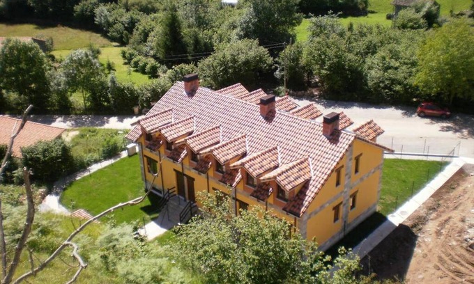 San Roque de Riomiera House | La Pasiega