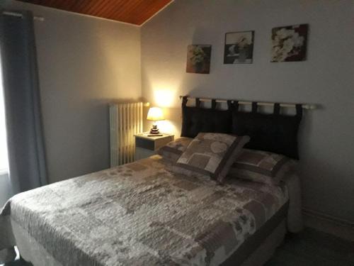 Chatelraould-Saint-Louvent Hotel | La petite auberge