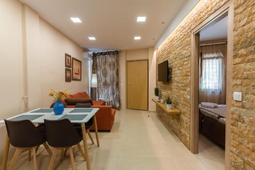 Sykies Apartment | La Petit Maison