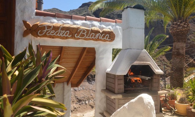 Lomito Fragoso y Honduras House | La Piedra Blanca