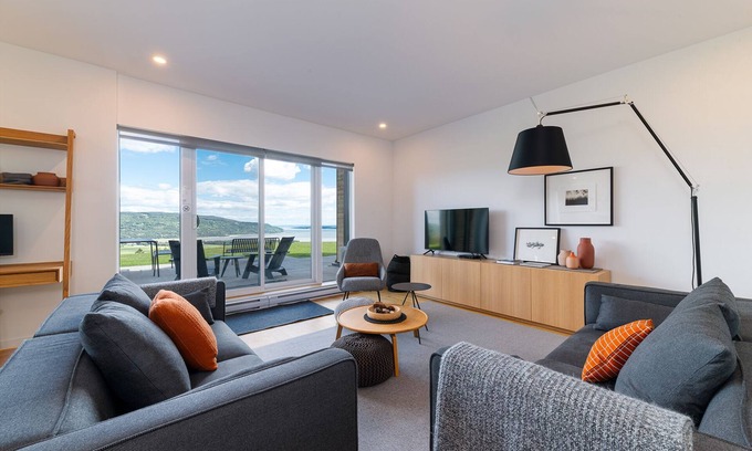 Baie-St-Paul Apartment | La Pignoronde, 102