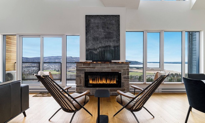 Baie-St-Paul Apartment | La Pignoronde, 406