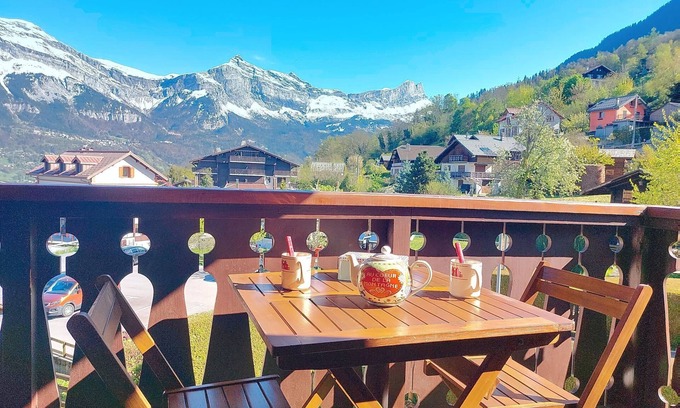 Saint-Gervais-les-Bains Apartment | La pointe des Aravis 3 by Interhome