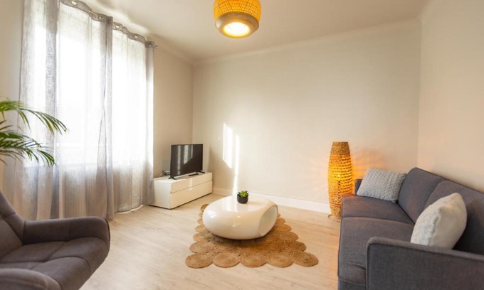 Blanzat House | La Porte des Volcans